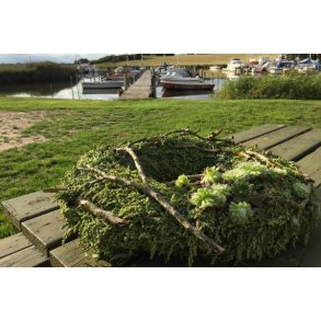 Fra ukrudt til 4 unikke kranse