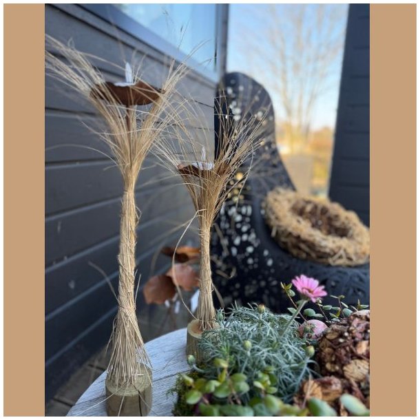 Fyrfadsstage p� pind